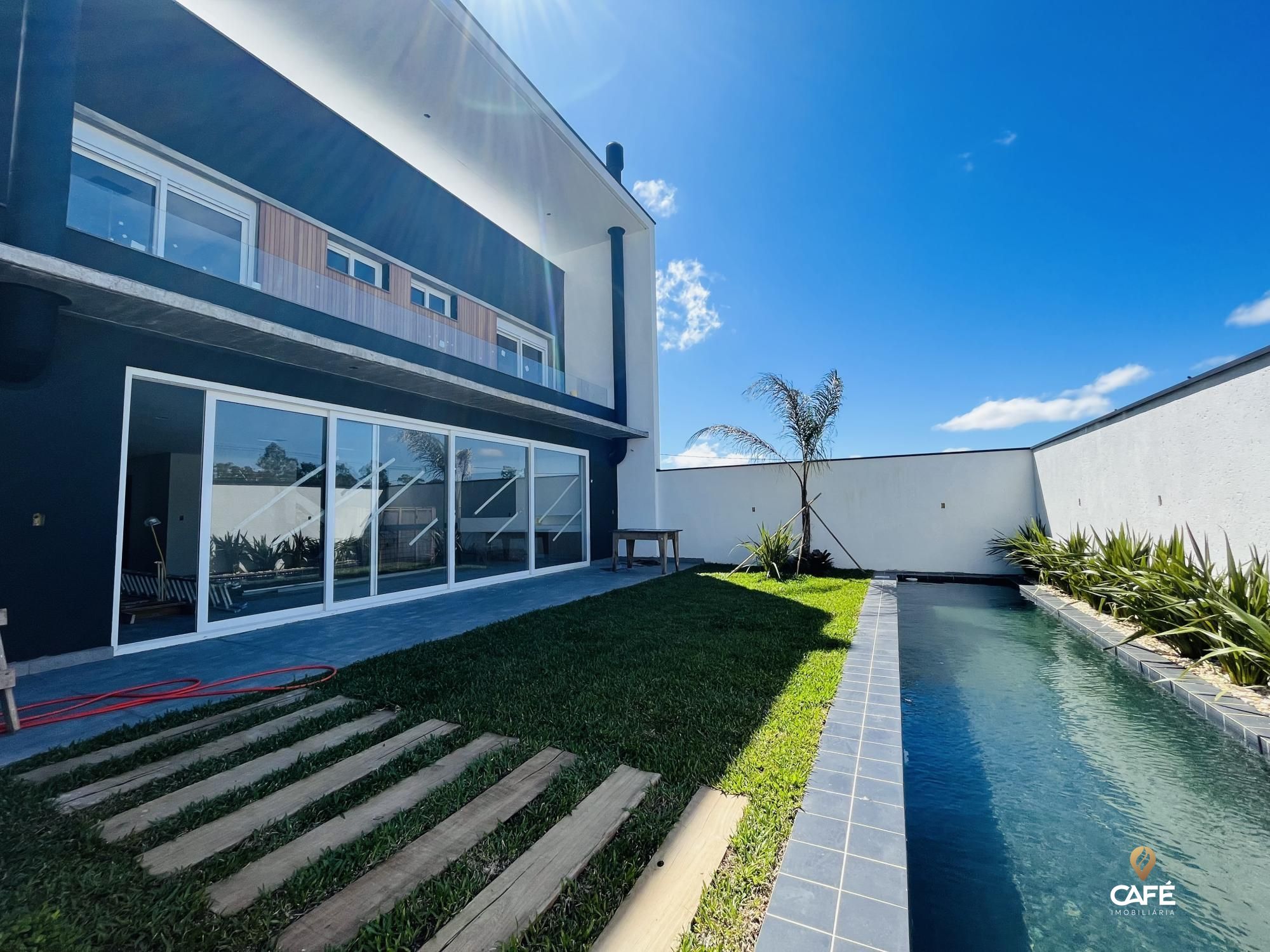 Casa à venda com 4 quartos, 371m² - Foto 12