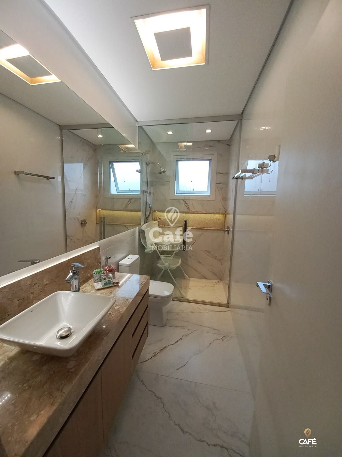 Casa, 3 quartos, 207 m² - Foto 3