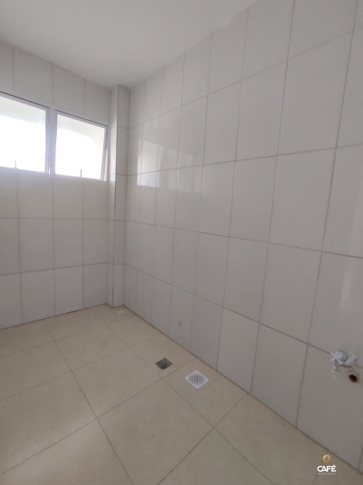 Apartamento à venda com 2 quartos, 70m² - Foto 3