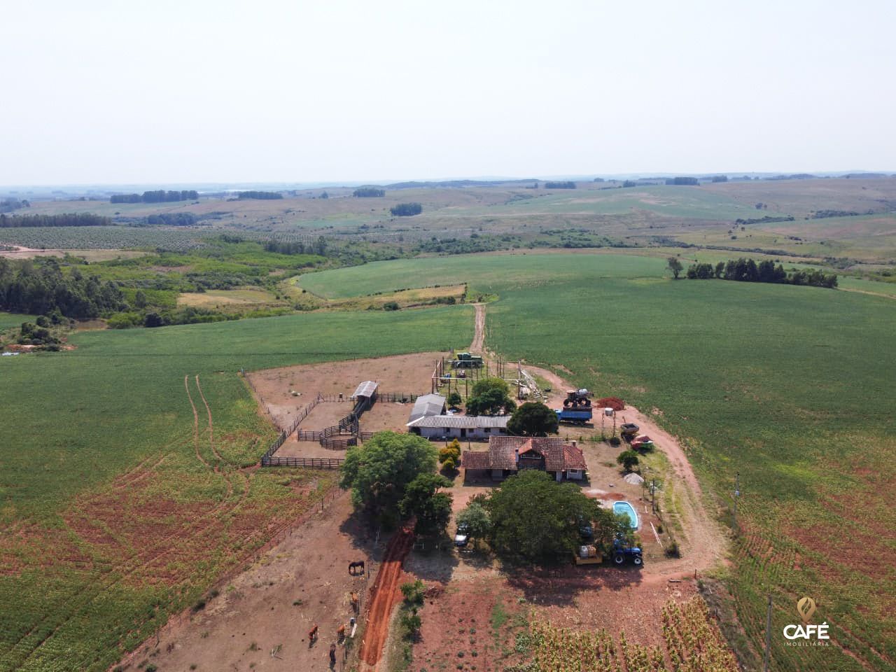 Fazenda à venda com 3 quartos, 186m² - Foto 7