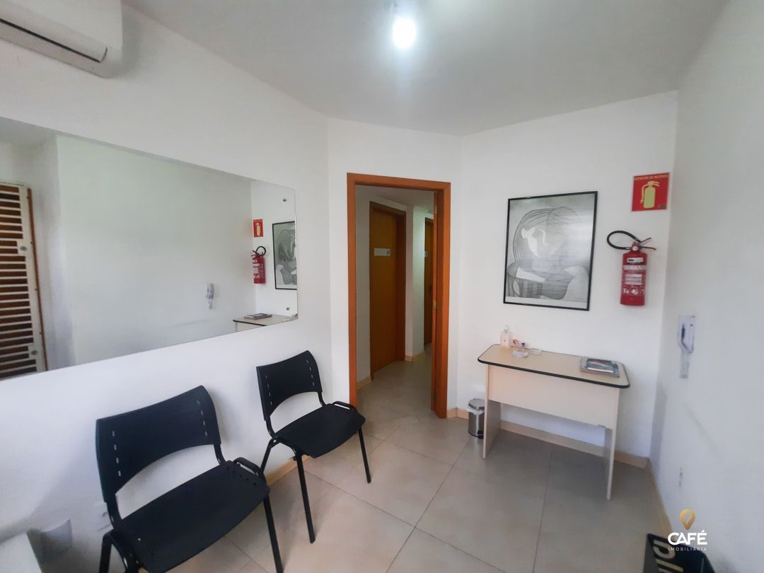 Prédio Inteiro à venda com 5 quartos, 120m² - Foto 1