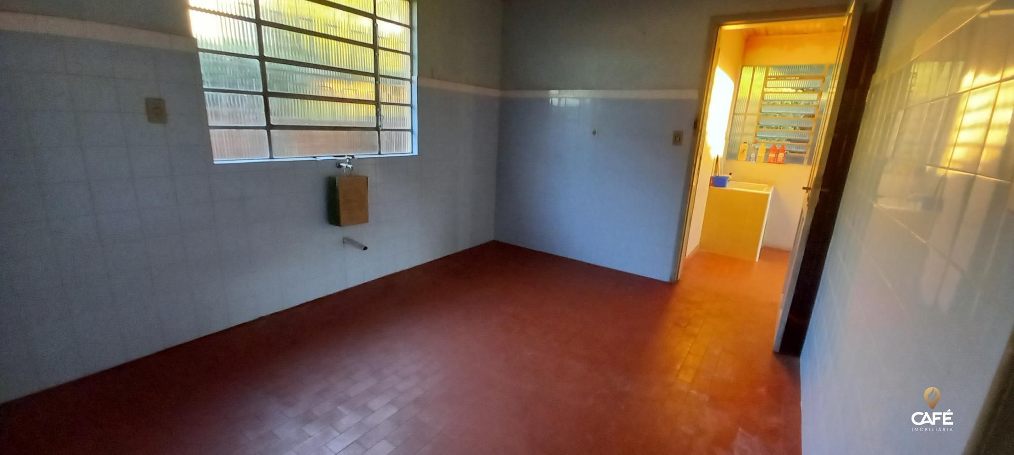 Casa à venda com 3 quartos, 60m² - Foto 14