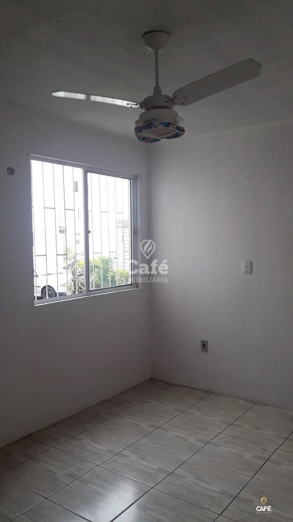 Apartamento à venda com 2 quartos, 48m² - Foto 4