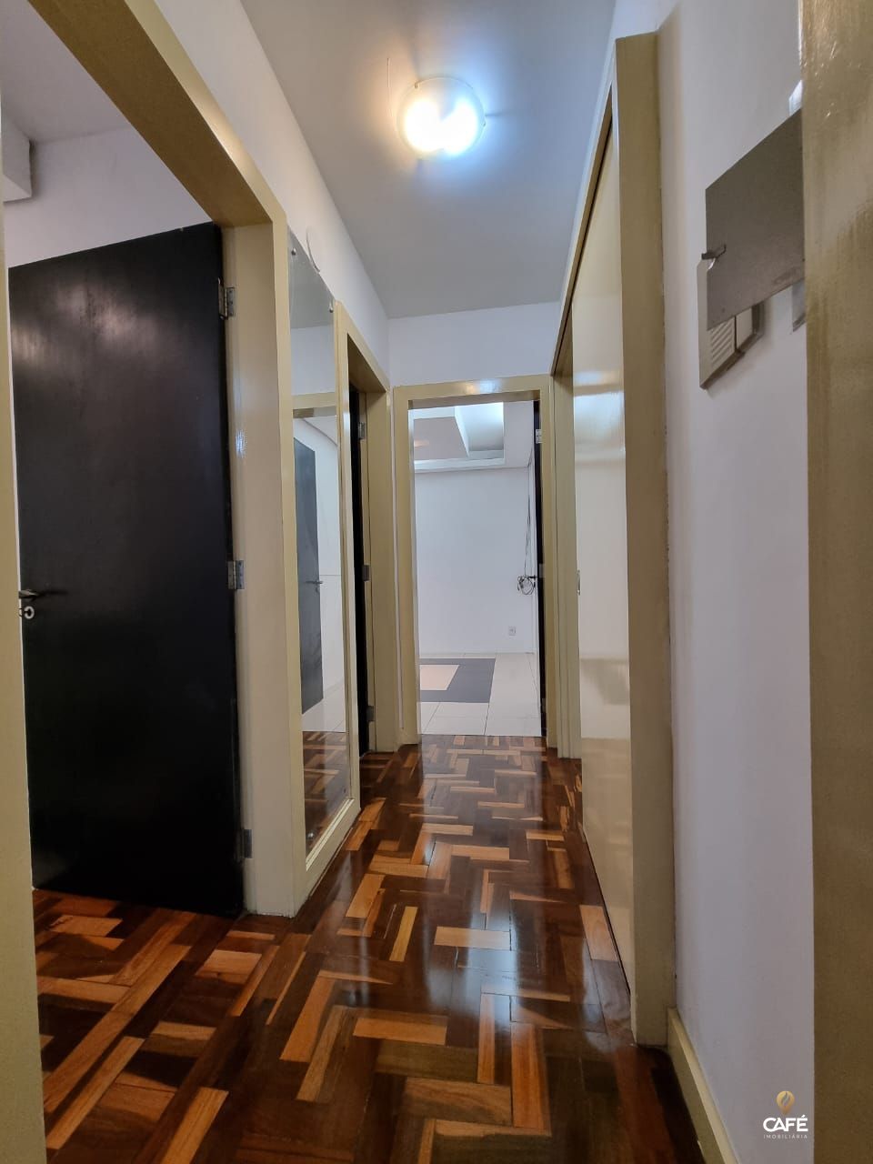 Apartamento à venda com 3 quartos, 111m² - Foto 8