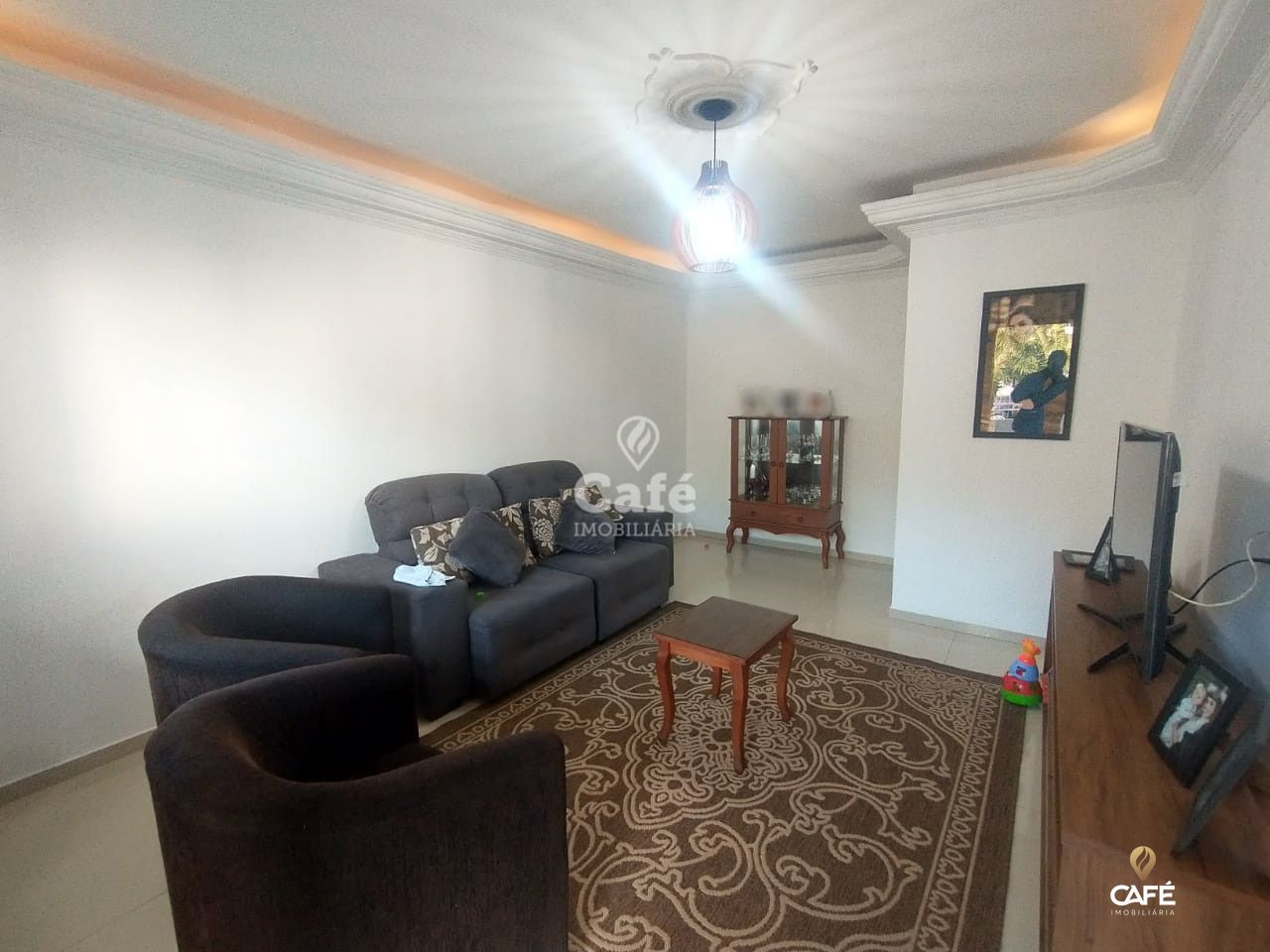 Casa à venda com 3 quartos, 240m² - Foto 3