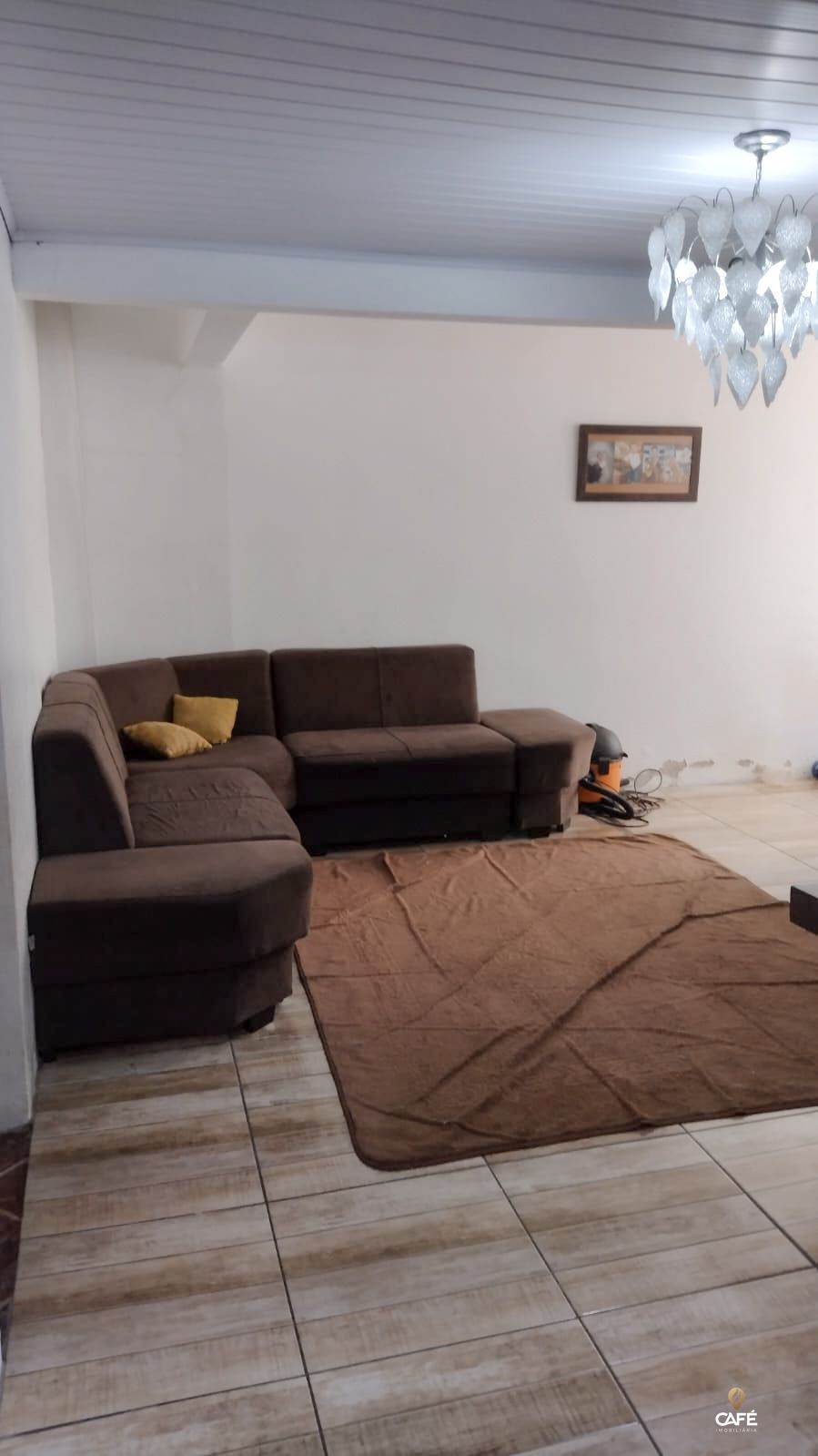 Casa à venda com 4 quartos, 70m² - Foto 2