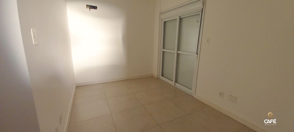 Apartamento à venda com 2 quartos, 60m² - Foto 4