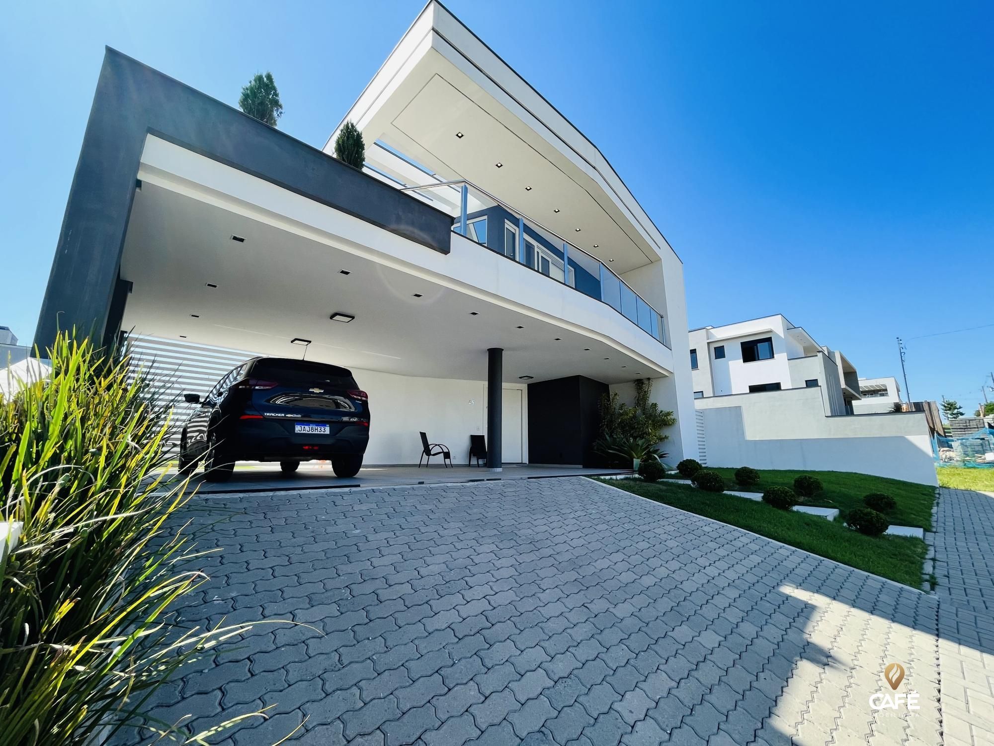 Casa, 3 quartos, 330 m² - Foto 1