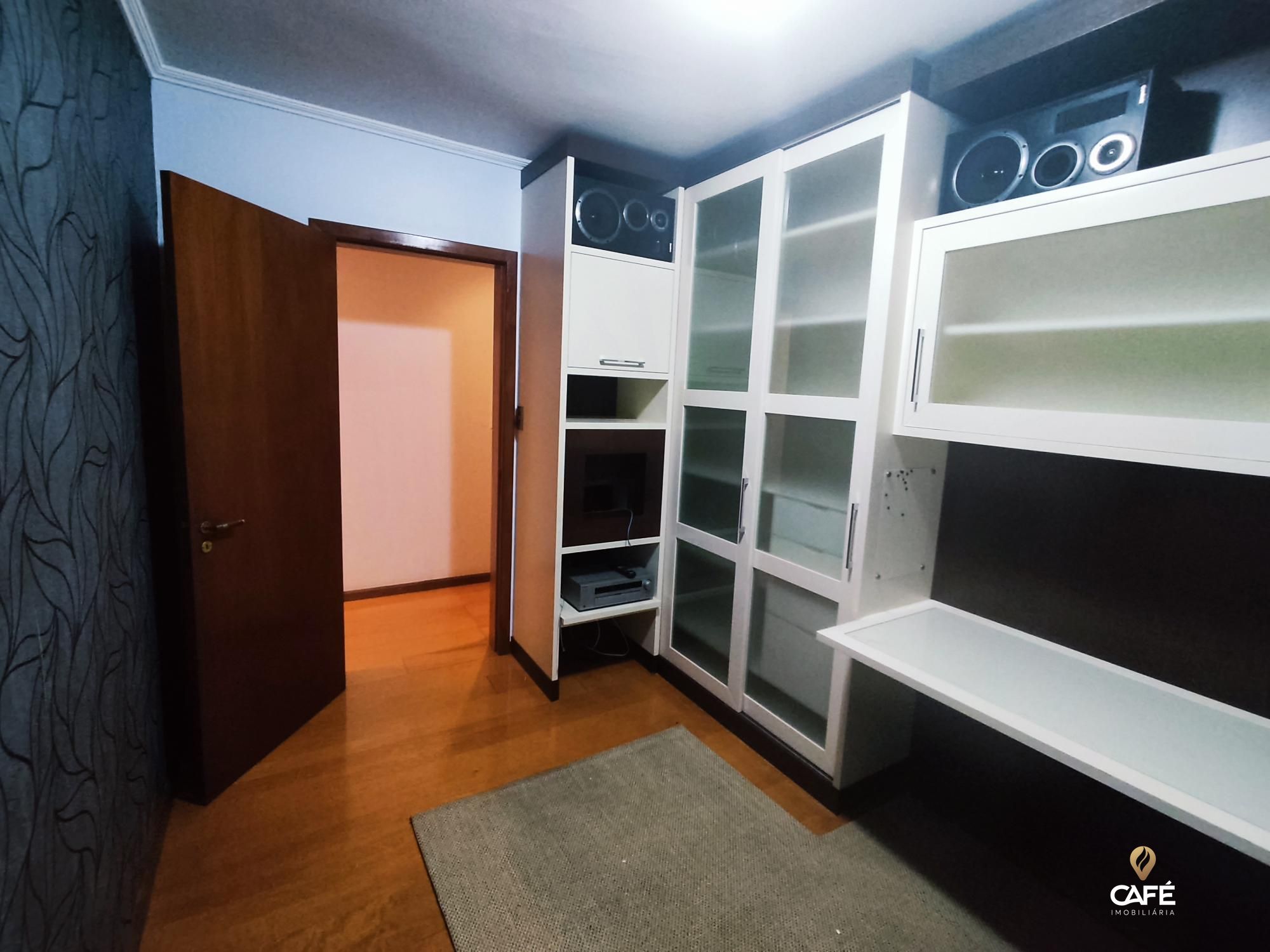 Apartamento à venda com 3 quartos, 133m² - Foto 10