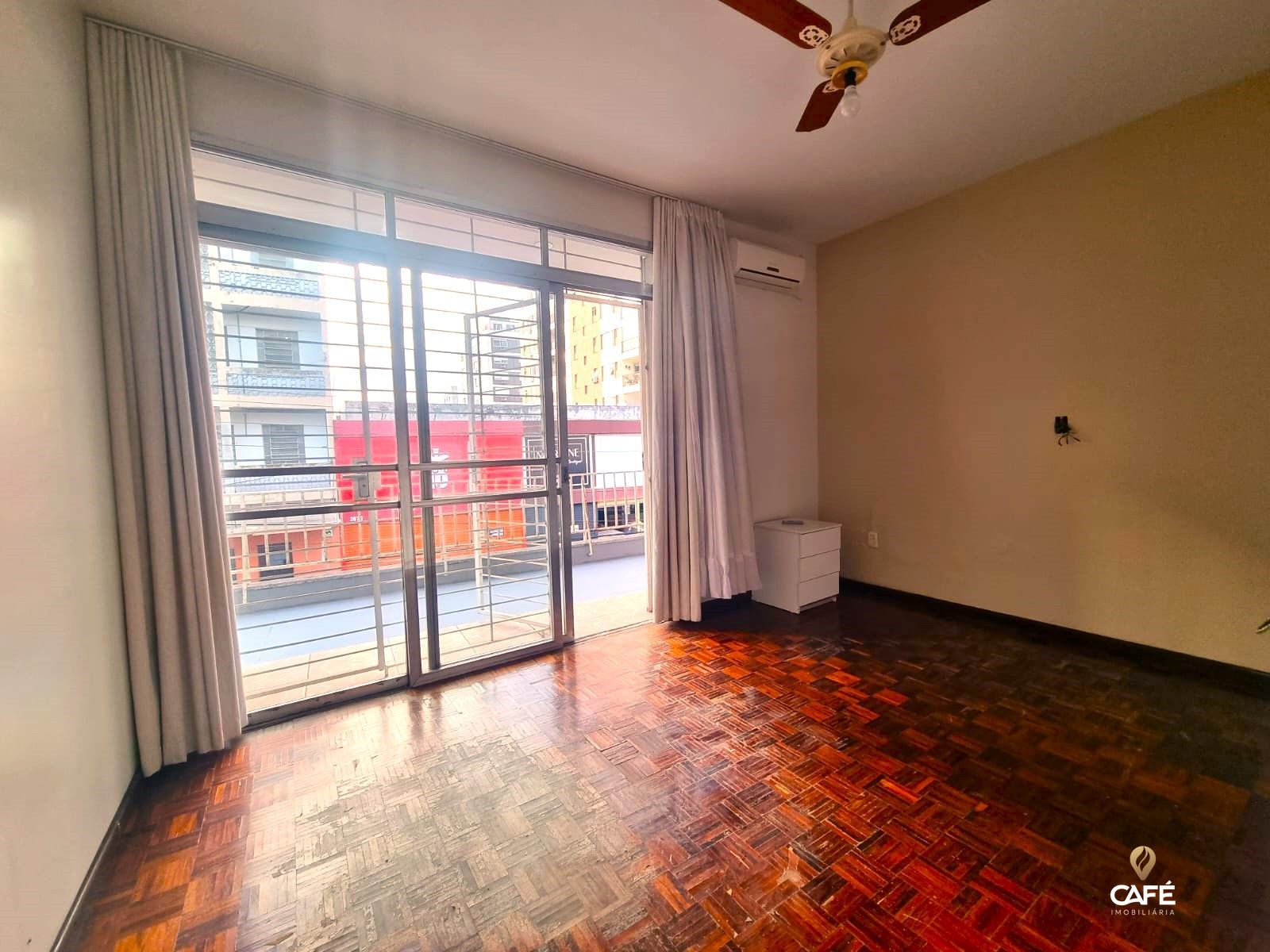 Apartamento à venda com 3 quartos, 120m² - Foto 3