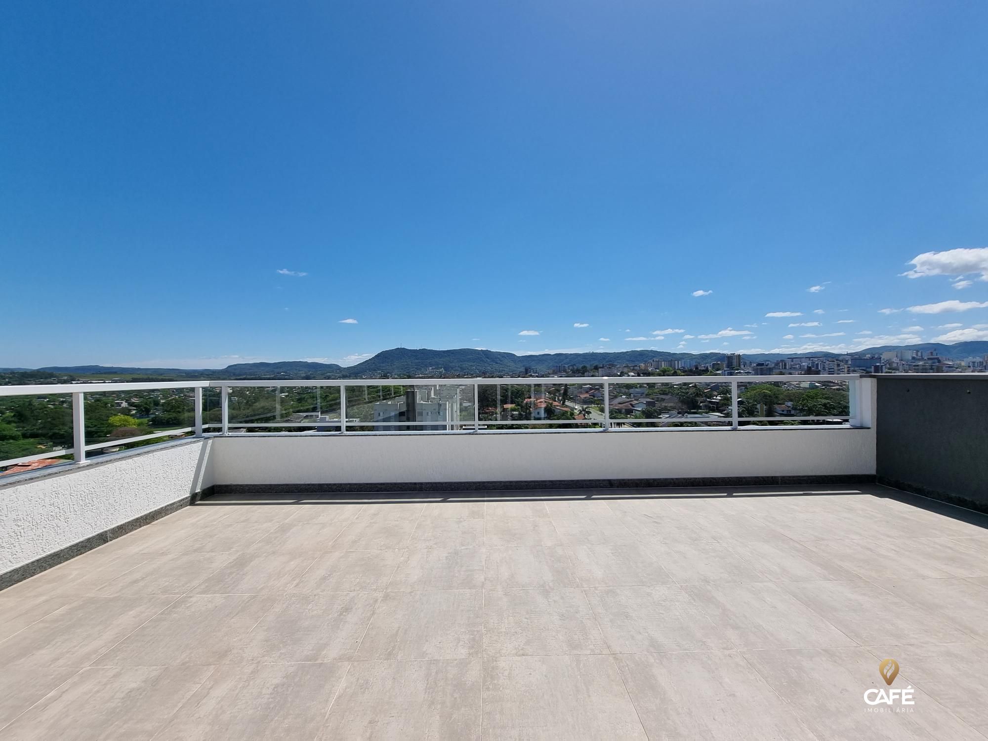 Cobertura, 3 quartos, 233 m² - Foto 2