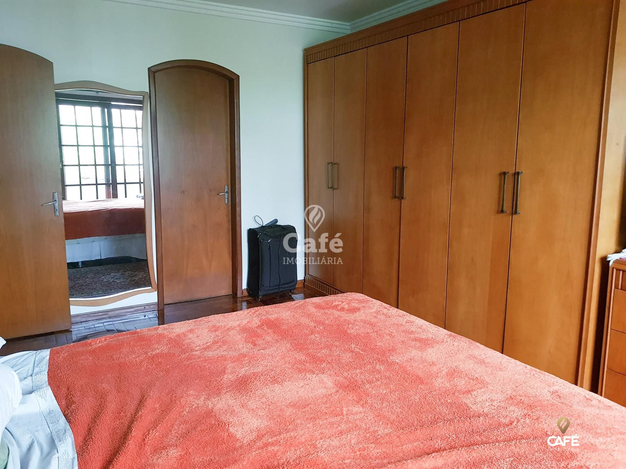 Apartamento à venda com 3 quartos, 180m² - Foto 11