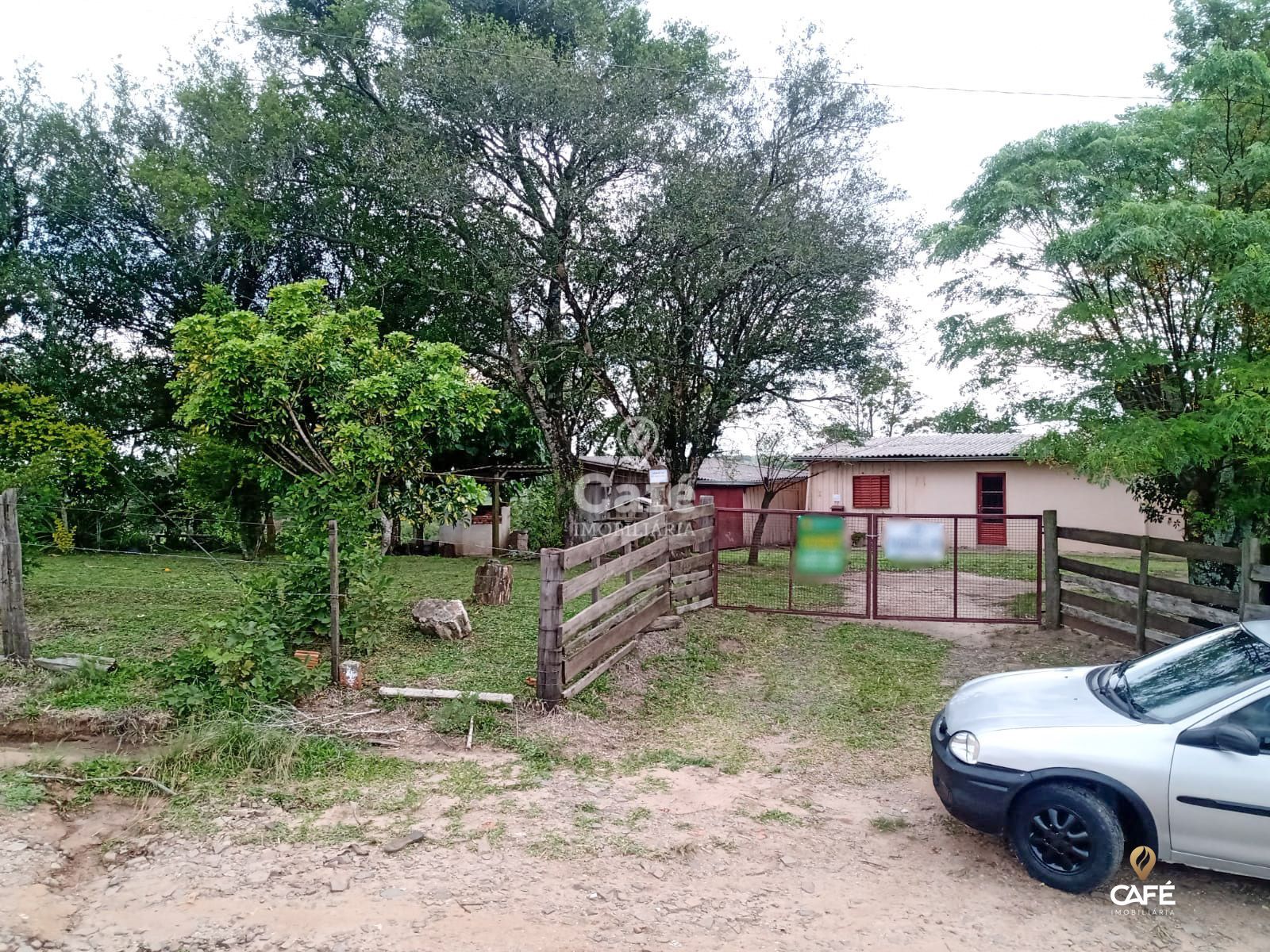 Fazenda à venda com 2 quartos, 100m² - Foto 1