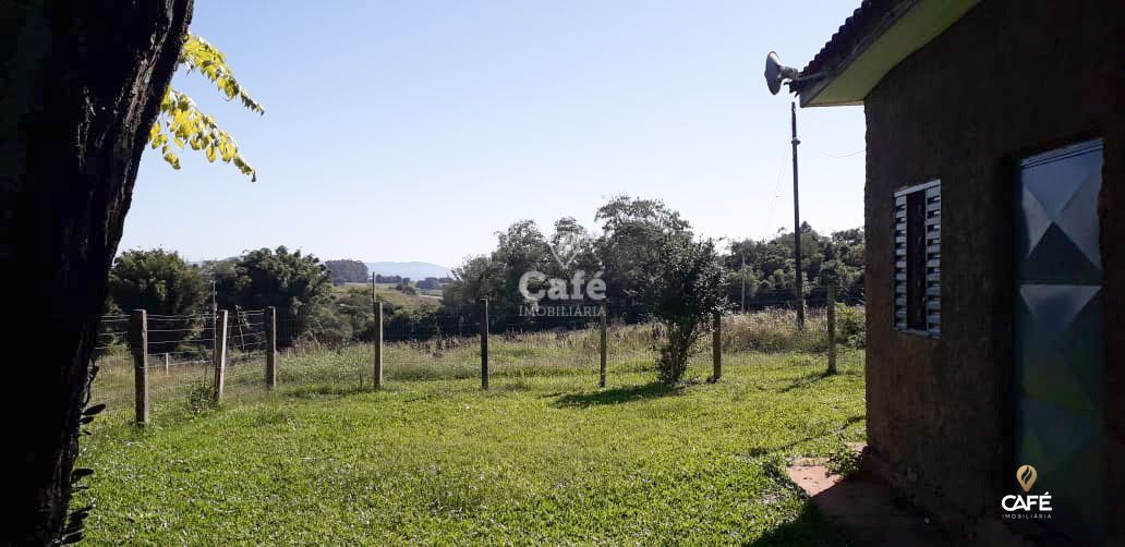 Chácara à venda com 2 quartos, 70m² - Foto 4