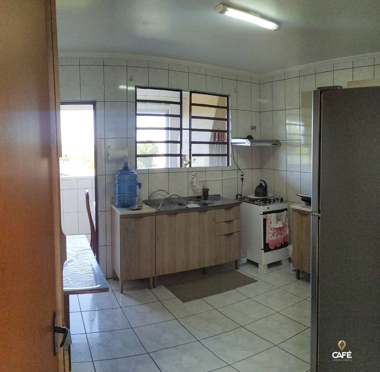 Casa à venda com 3 quartos, 300m² - Foto 4