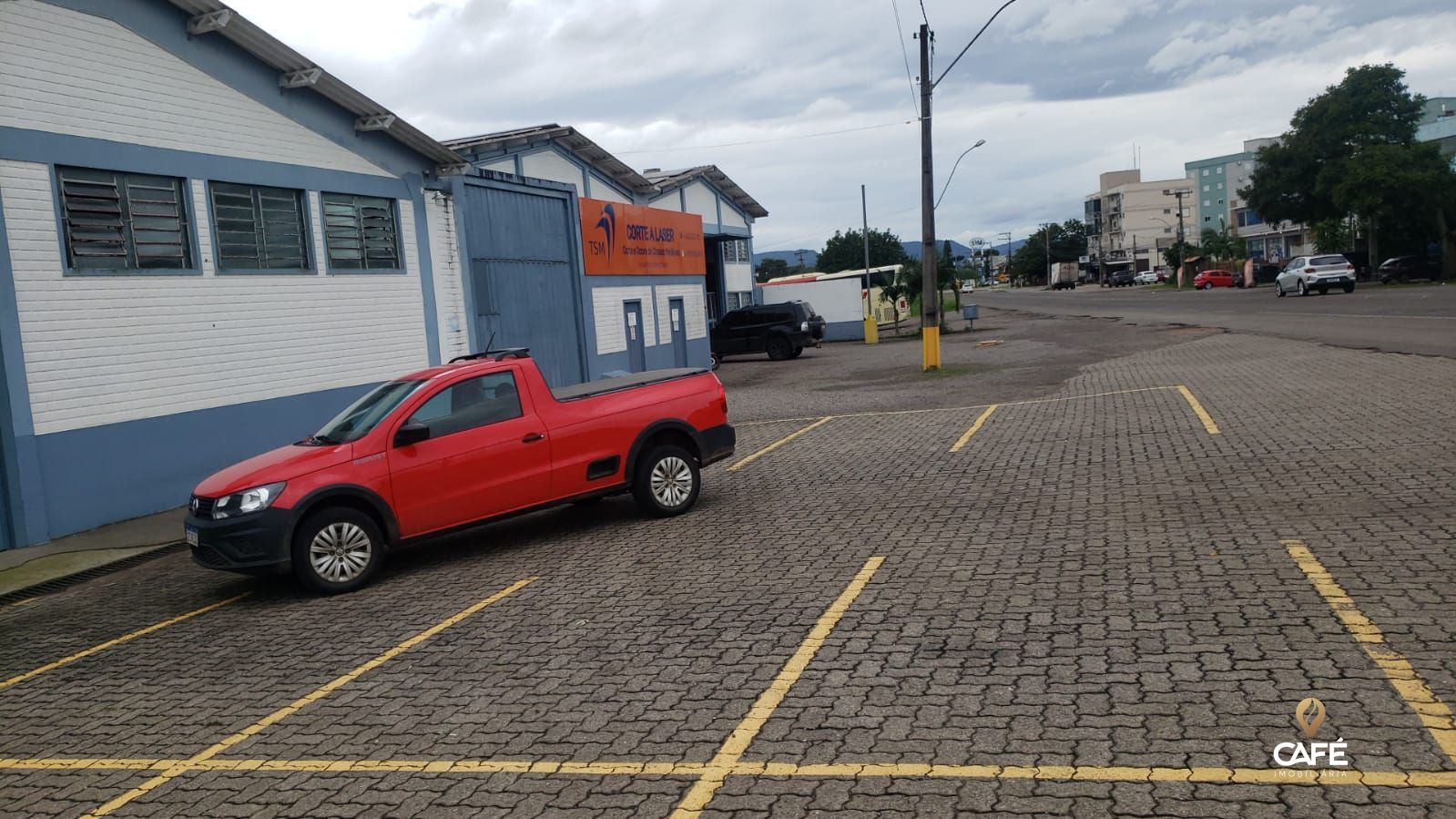 Depósito-Galpão-Armazém para alugar com 1 quarto, 450m² - Foto 1