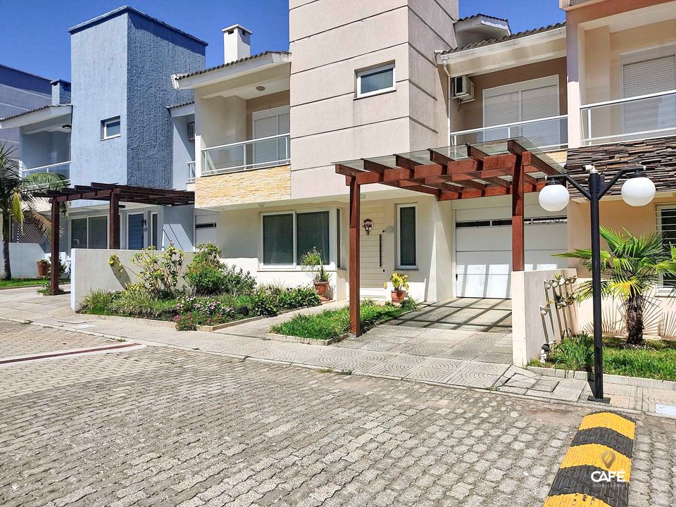 Casa à venda com 3 quartos, 150m² - Foto 1