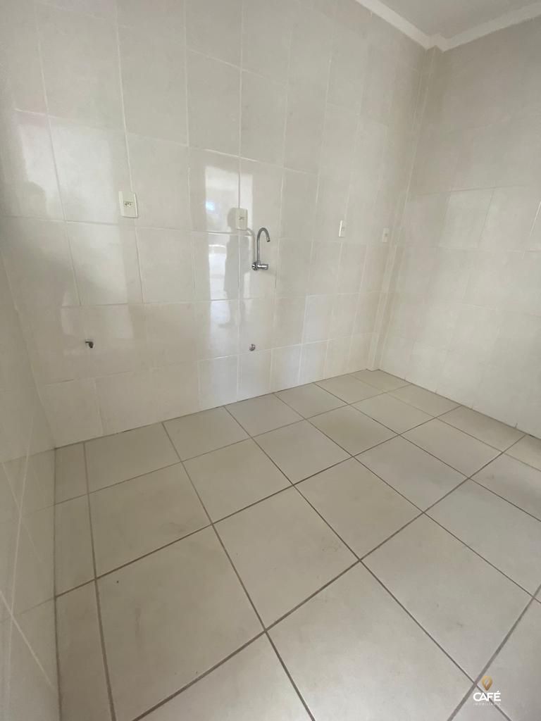 Apartamento à venda com 2 quartos, 67m² - Foto 8