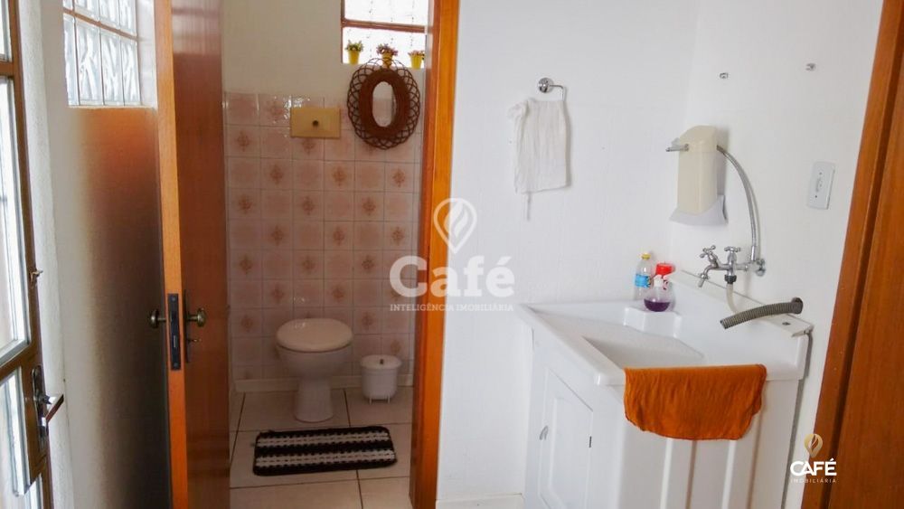 Casa à venda com 3 quartos, 210m² - Foto 15