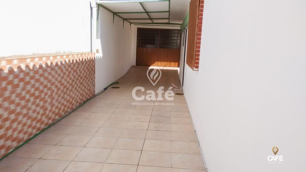 Casa à venda com 3 quartos, 210m² - Foto 20