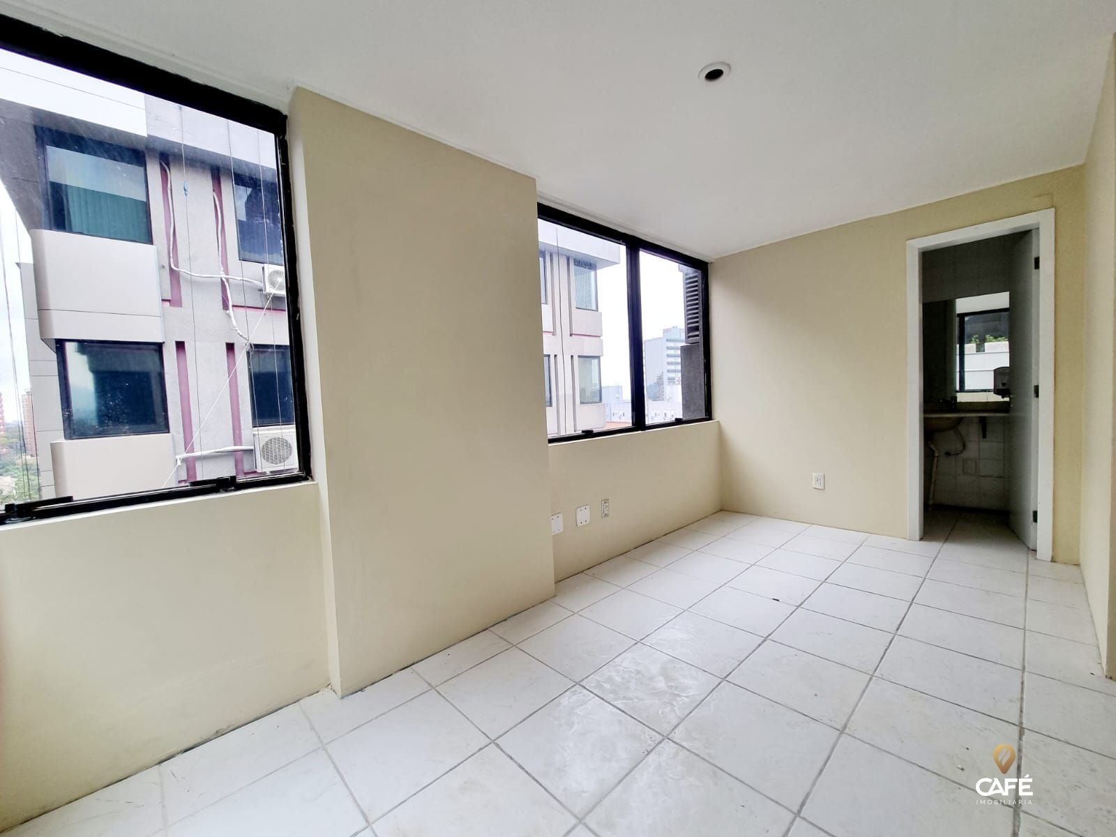 Conjunto Comercial-Sala à venda com 3 quartos, 64m² - Foto 4