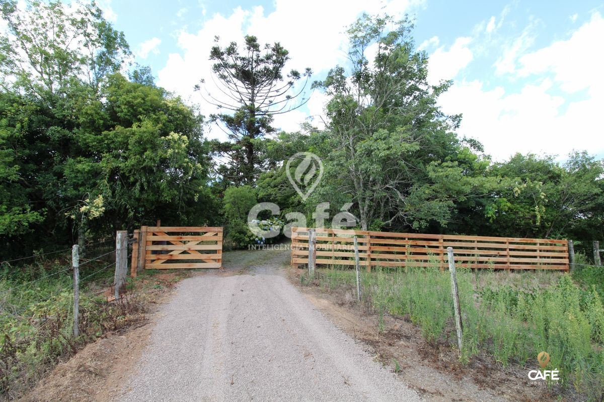 Chácara à venda com 2 quartos, 25000m² - Foto 3