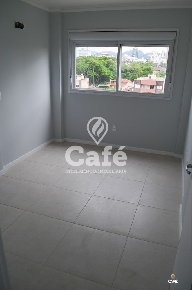 Apartamento à venda com 2 quartos, 83m² - Foto 11