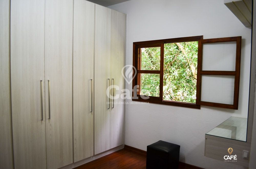 Casa à venda com 4 quartos, 270m² - Foto 33