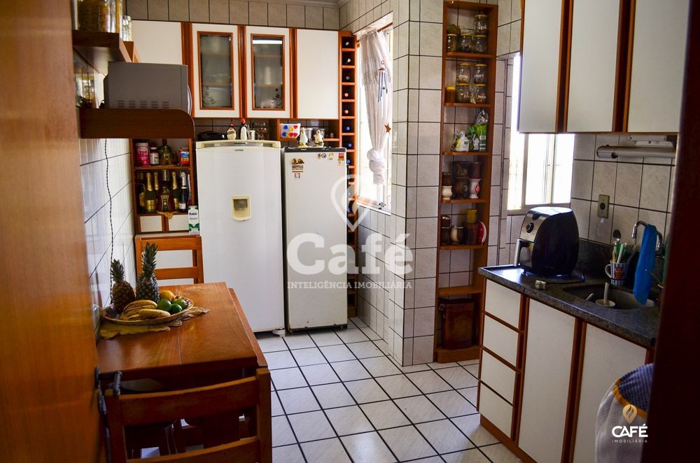 Apartamento à venda com 2 quartos, 69m² - Foto 11