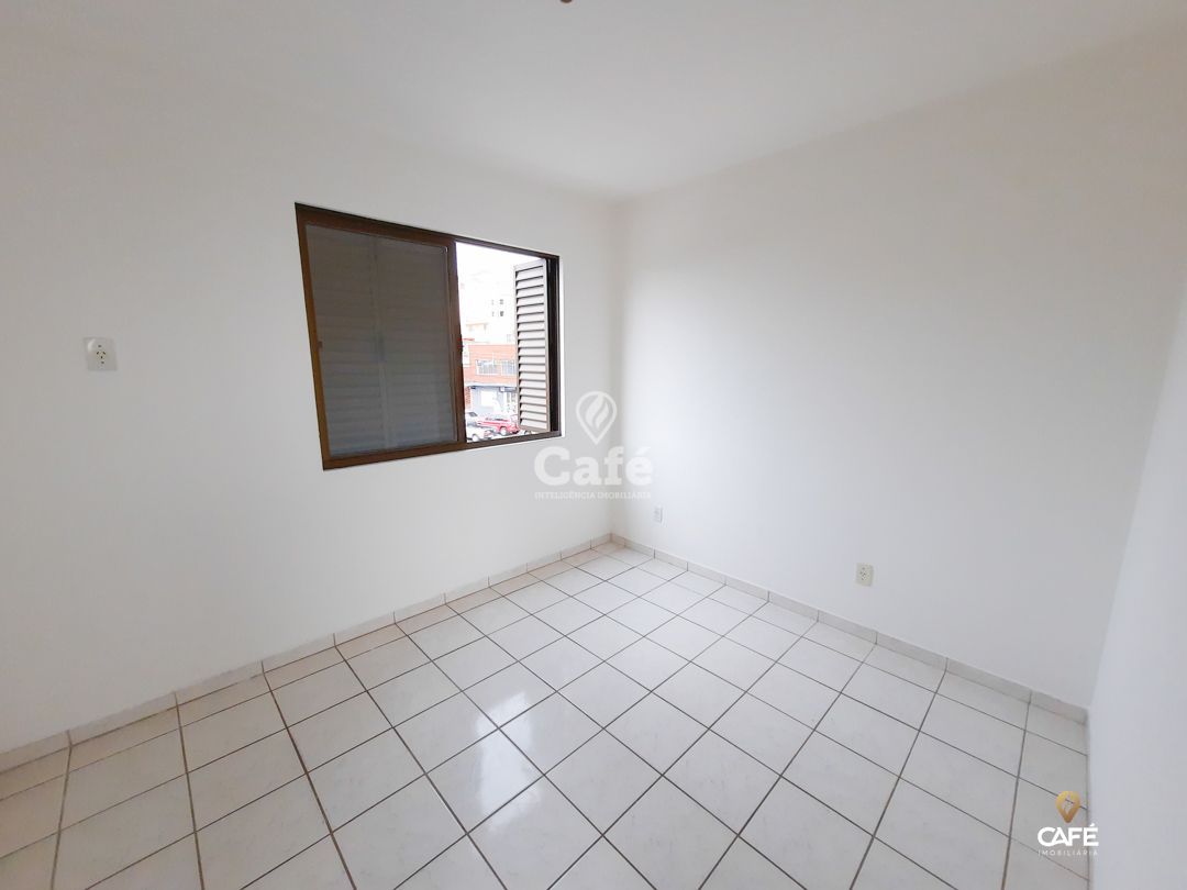 Apartamento à venda com 2 quartos, 107m² - Foto 9