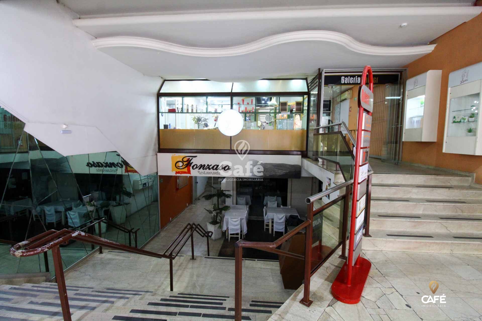 Conjunto Comercial-Sala à venda com 4 quartos, 263m² - Foto 1