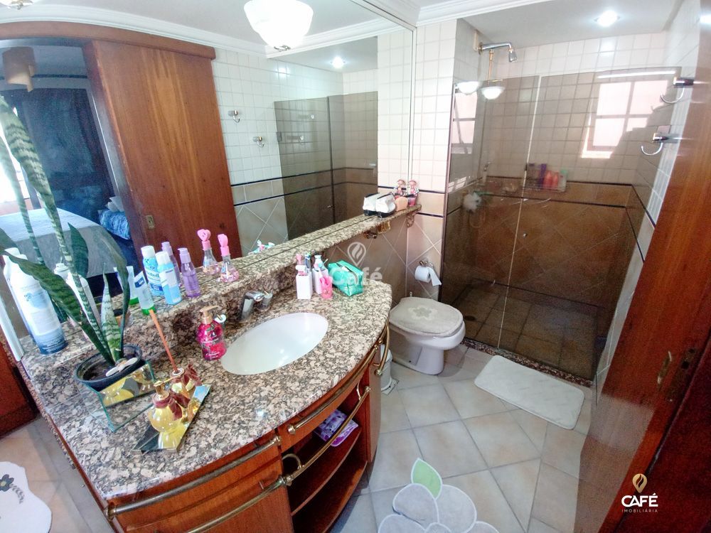 Apartamento à venda com 4 quartos, 239m² - Foto 32