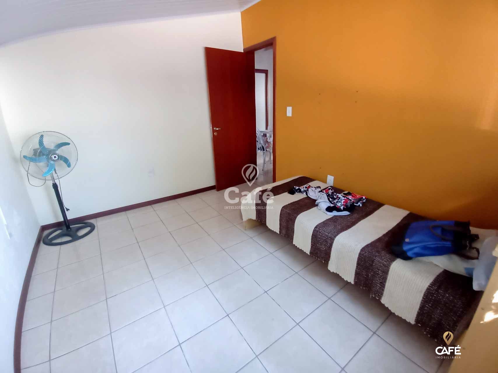 Casa à venda com 3 quartos, 100m² - Foto 6