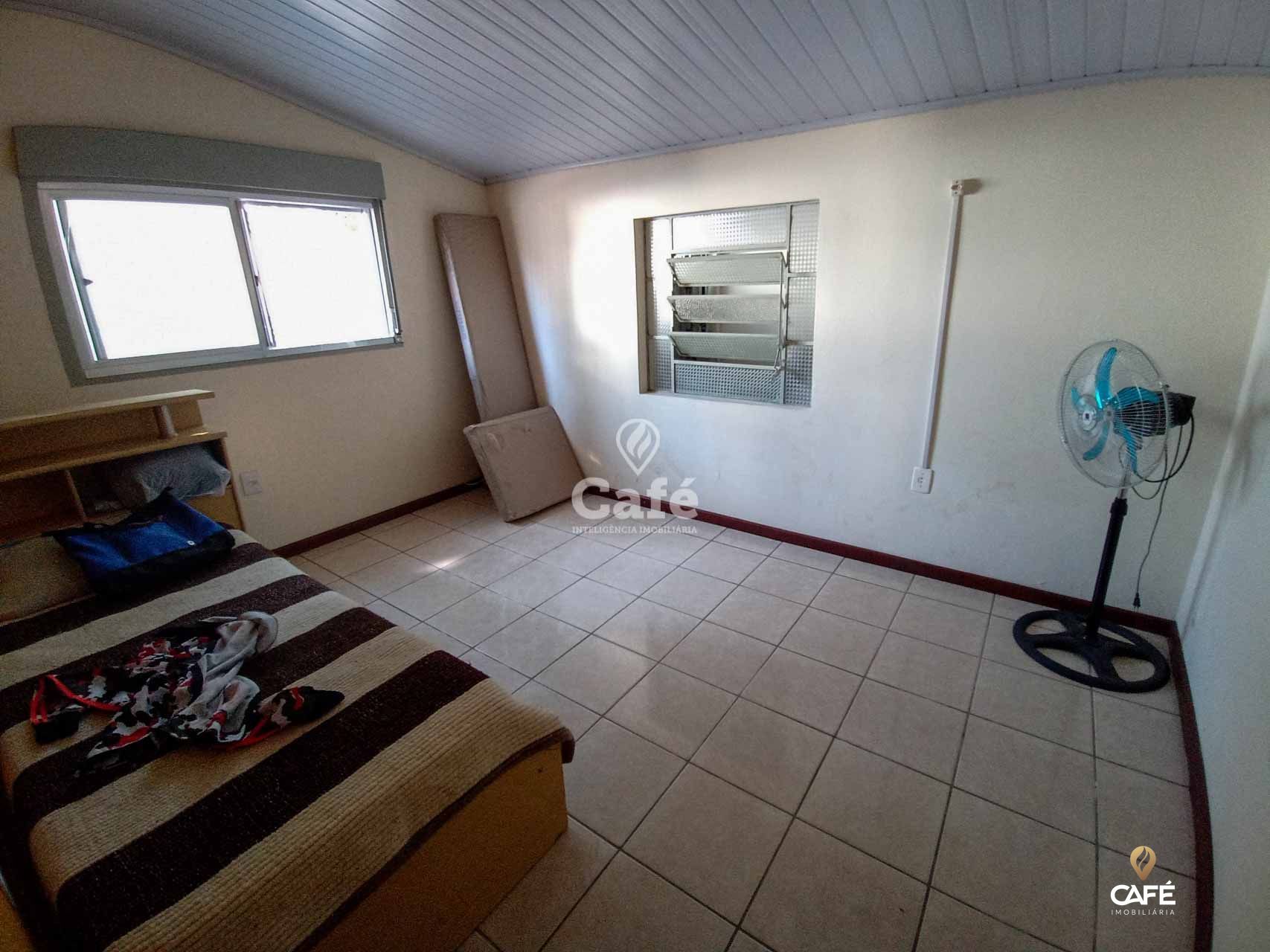 Casa à venda com 3 quartos, 100m² - Foto 5