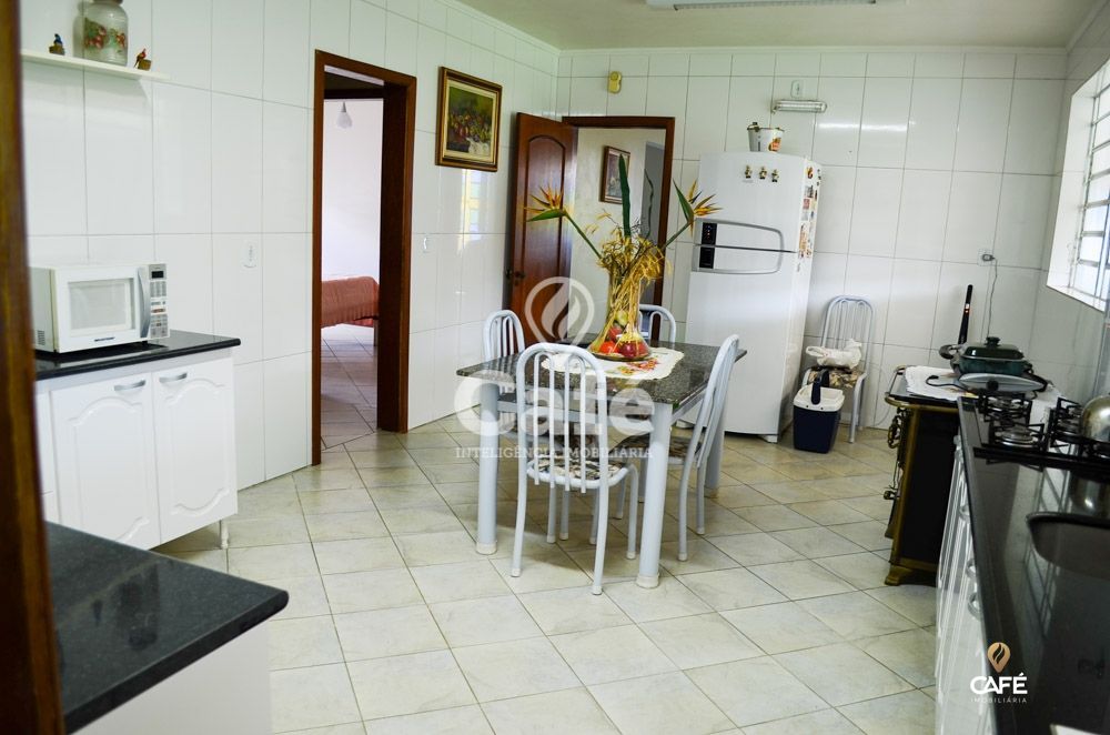Casa, 3 quartos, 215 m² - Foto 8