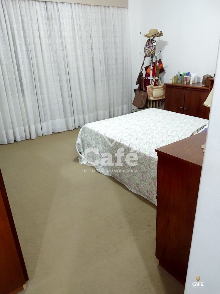 Casa à venda com 4 quartos, 186m² - Foto 18