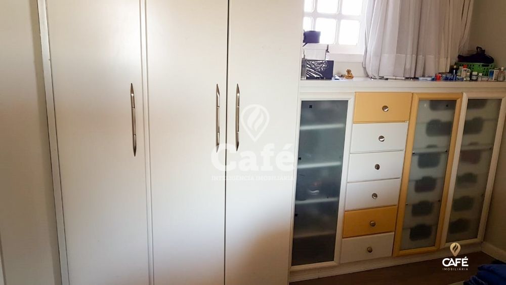 Casa à venda com 4 quartos, 440m² - Foto 18