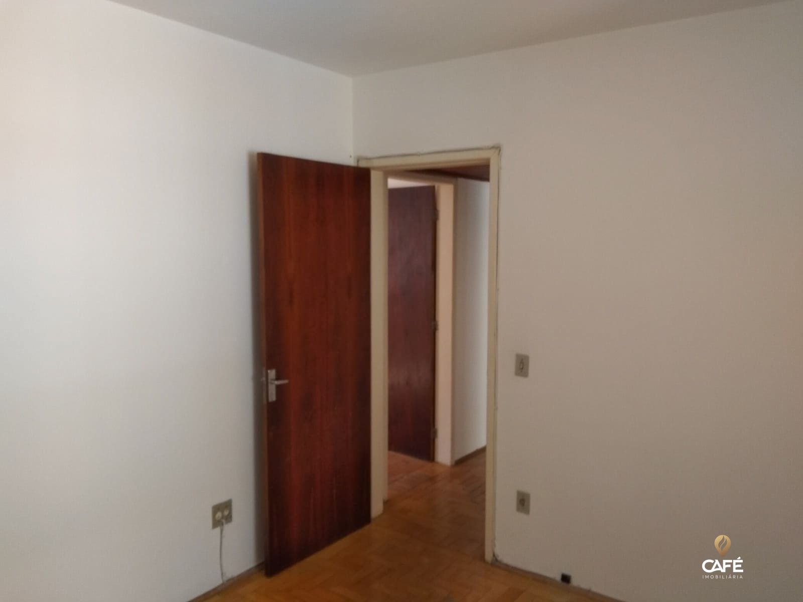 Apartamento à venda com 2 quartos, 100m² - Foto 7