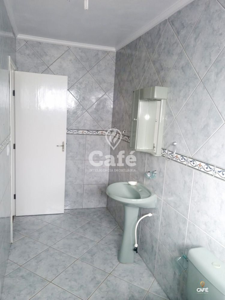 Casa à venda com 5 quartos, 200m² - Foto 23