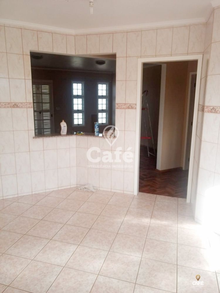 Casa à venda com 5 quartos, 200m² - Foto 18