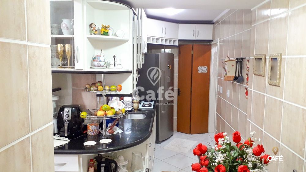 Apartamento à venda com 3 quartos, 140m² - Foto 18