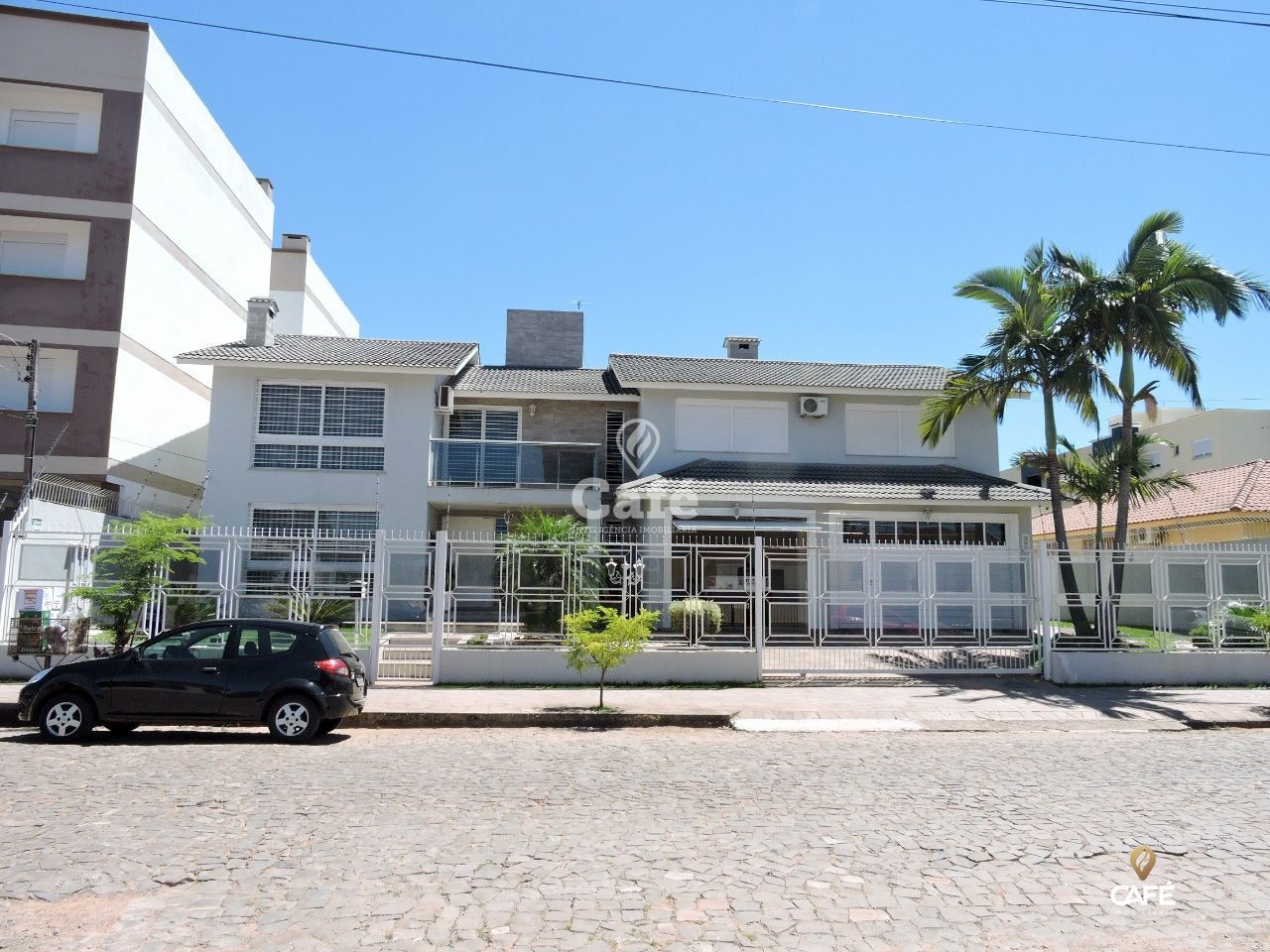 Casa, 5 quartos, 420 m² - Foto 1