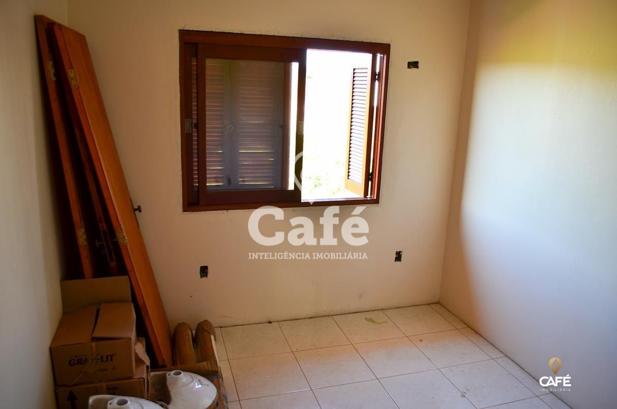 Casa à venda com 3 quartos, 109m² - Foto 4