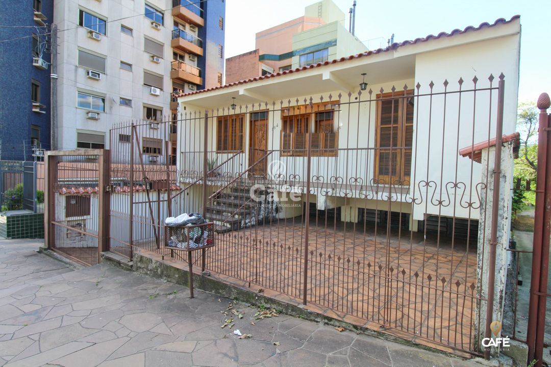 Casa à venda com 3 quartos, 224m² - Foto 1