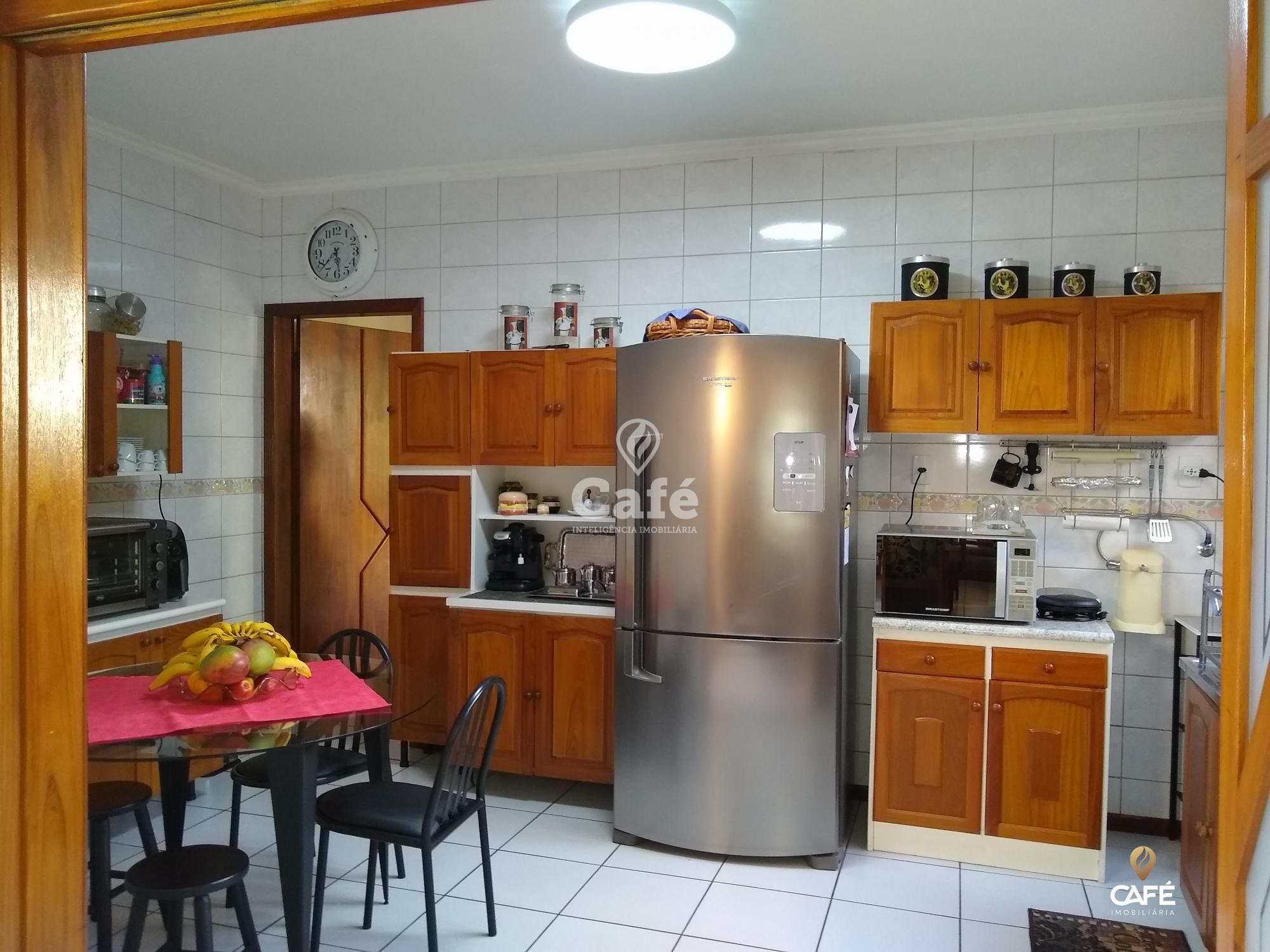 Casa à venda com 3 quartos, 305m² - Foto 16