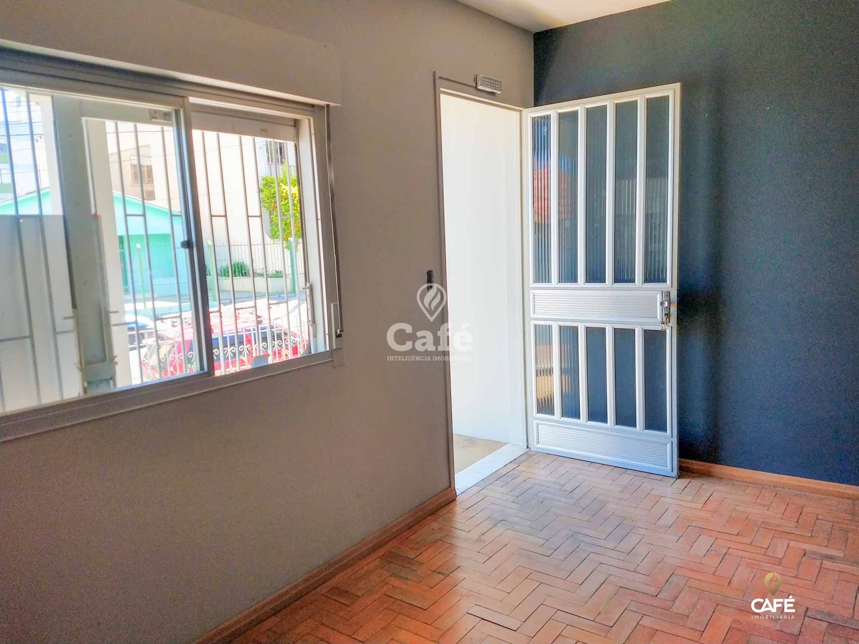 Casa à venda com 3 quartos, 100m² - Foto 4