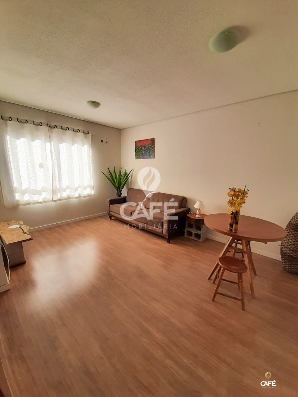 Apartamento à venda com 2 quartos, 60m² - Foto 1