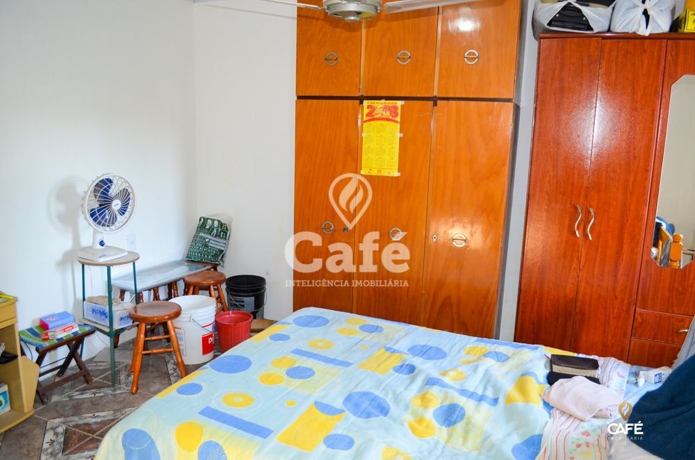 Casa à venda com 2 quartos, 65m² - Foto 10