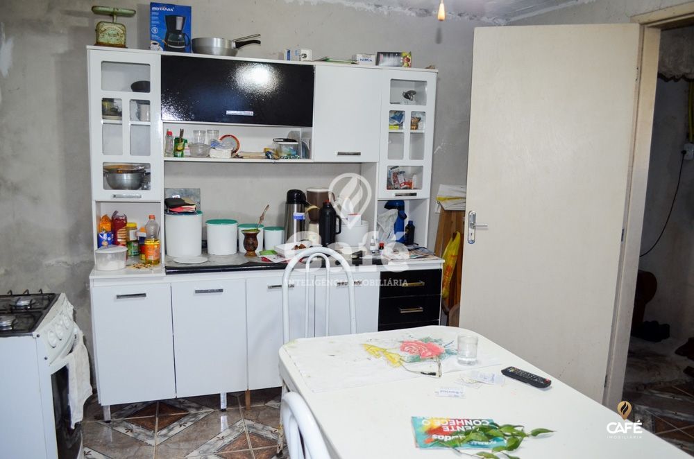 Casa à venda com 2 quartos, 65m² - Foto 8