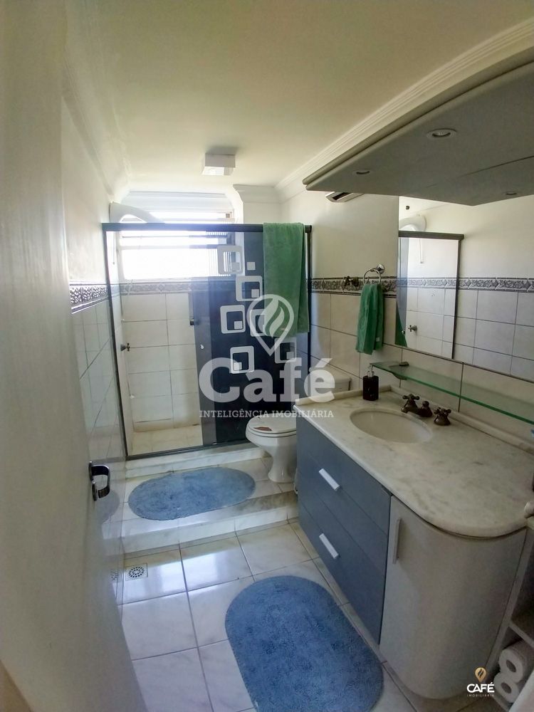 Apartamento à venda com 3 quartos, 158m² - Foto 4